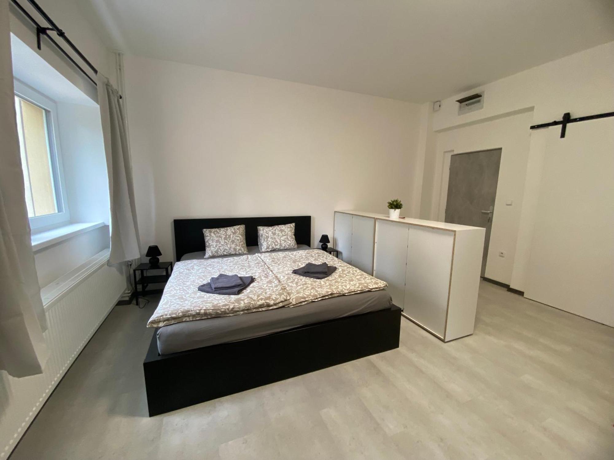 Guest Room ตูร์นอฟ ภายนอก รูปภาพ